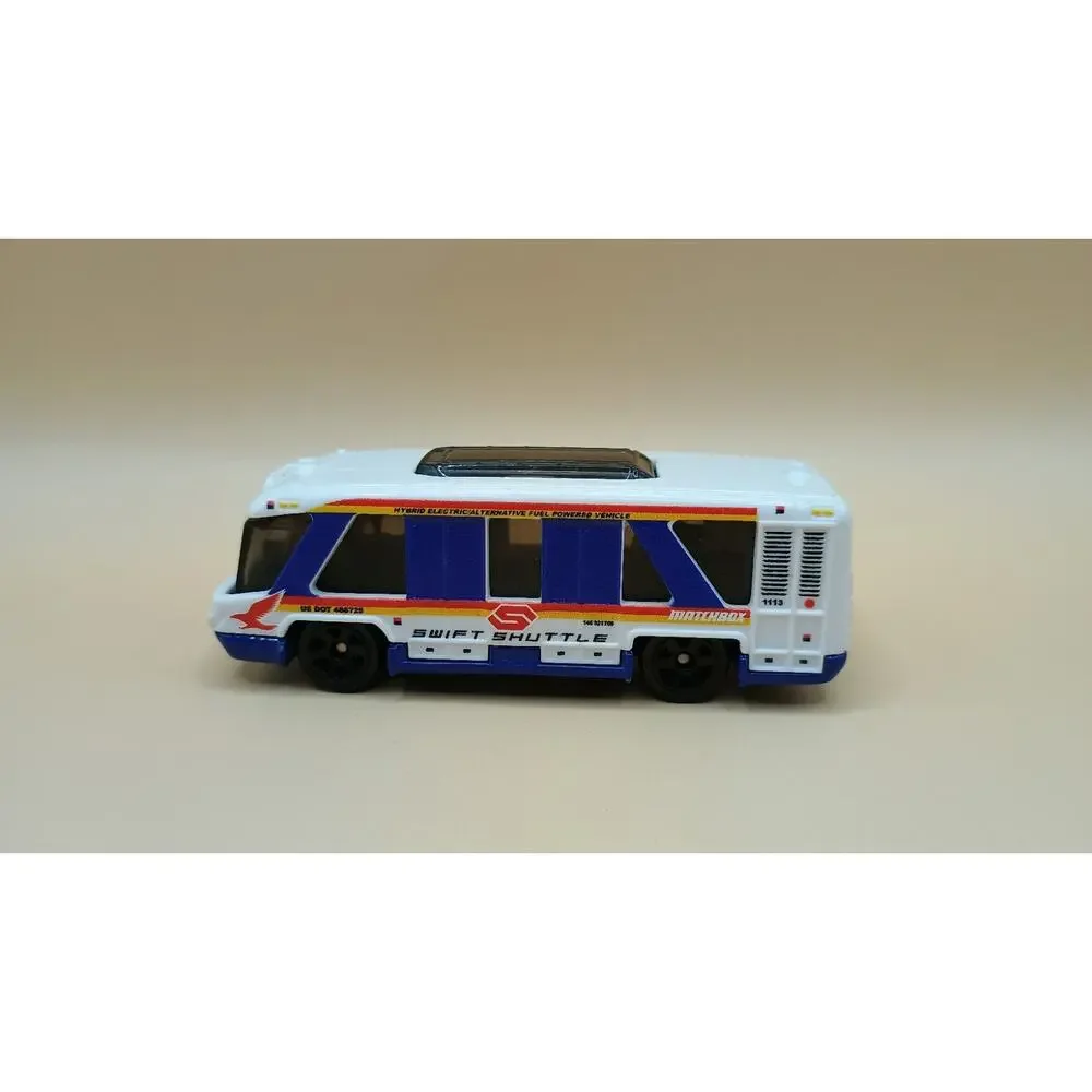 Van / Sports Car / Matchbox Swift Shuttle #H20